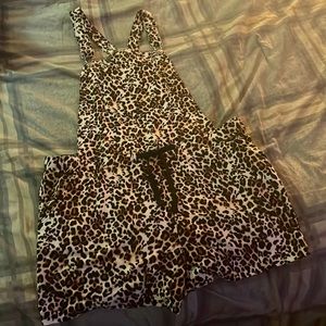 Leopard print romper never worn size XXL